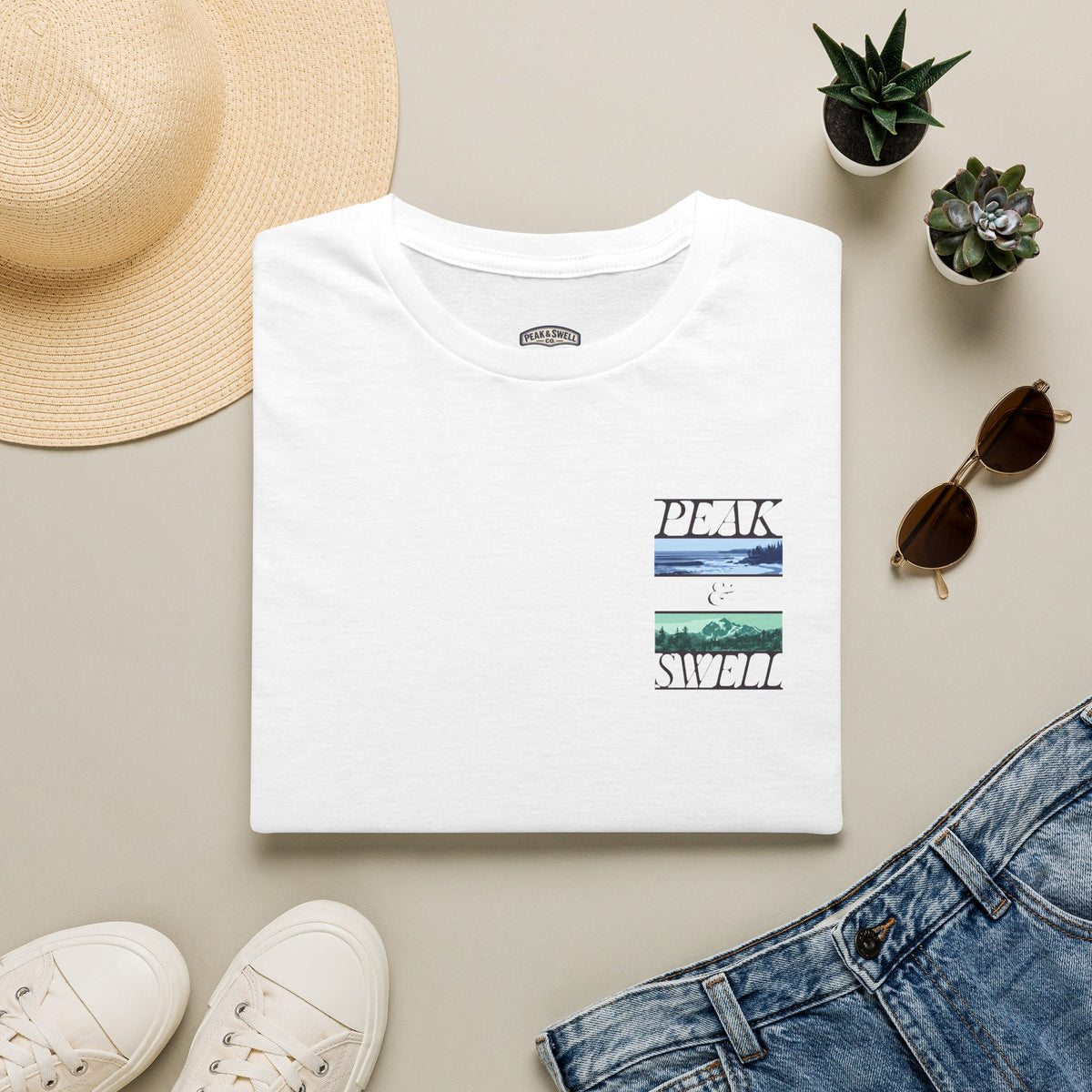 Minimal mountain & surf Graphic tee